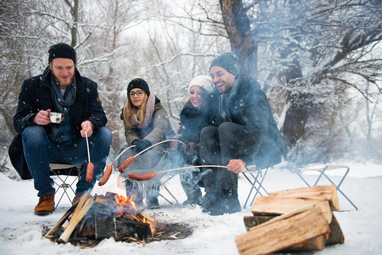 Family Wellhouse Green Garden Direct In Salzburg, Sunny Big Garden, Up To 16 Pax, Bikes For Free, Bbq, Sunbeds, Parking For Free, 15 Min Sound Of Music 외부 사진