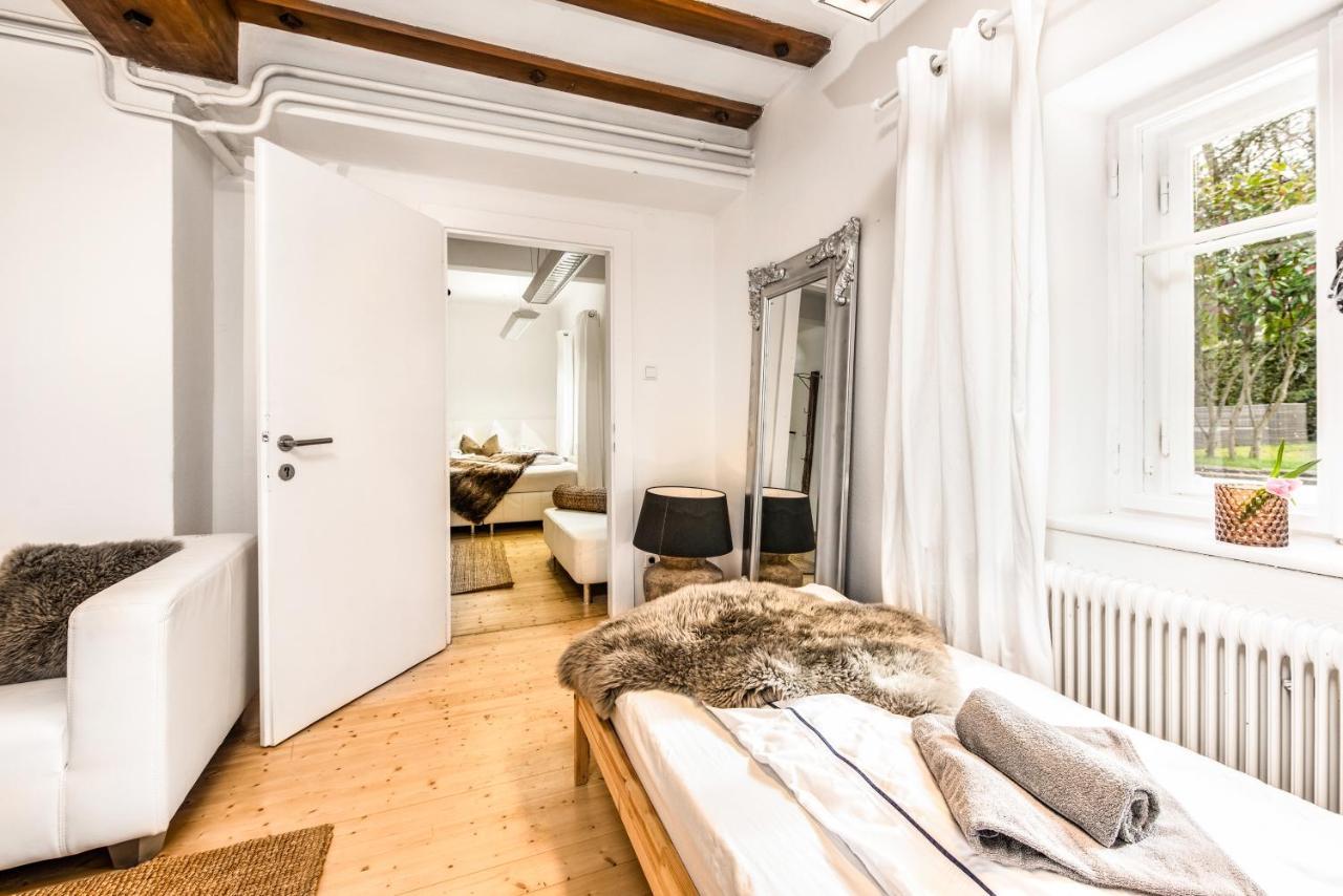 Family Wellhouse Green Garden Direct In Salzburg, Sunny Big Garden, Up To 16 Pax, Bikes For Free, Bbq, Sunbeds, Parking For Free, 15 Min Sound Of Music 외부 사진