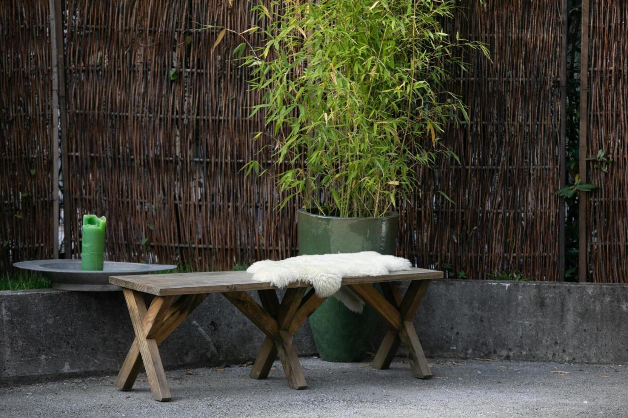 Family Wellhouse Green Garden Direct In Salzburg, Sunny Big Garden, Up To 16 Pax, Bikes For Free, Bbq, Sunbeds, Parking For Free, 15 Min Sound Of Music 외부 사진