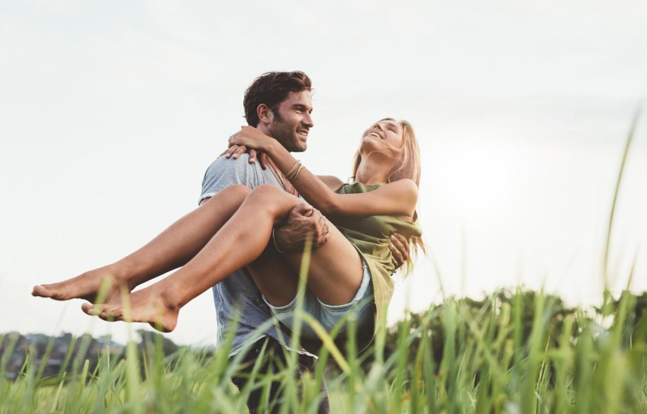 Family Wellhouse Green Garden Direct In Salzburg, Sunny Big Garden, Up To 16 Pax, Bikes For Free, Bbq, Sunbeds, Parking For Free, 15 Min Sound Of Music 외부 사진